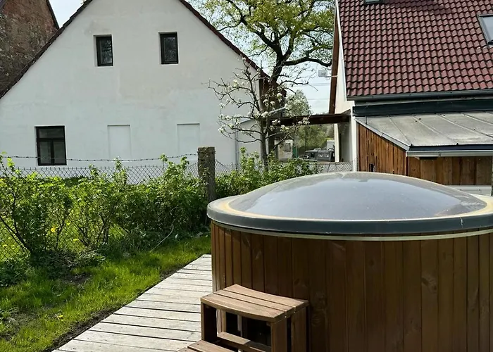 Lipovka Ferienhaus *